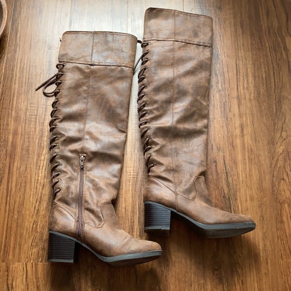 White Mountain over the knee lace up boots size 6 - Picture 7 of 10